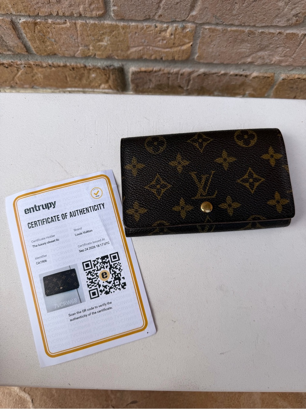 Louis Vuitton Monogram Trésor Wallet in Brown and Gold